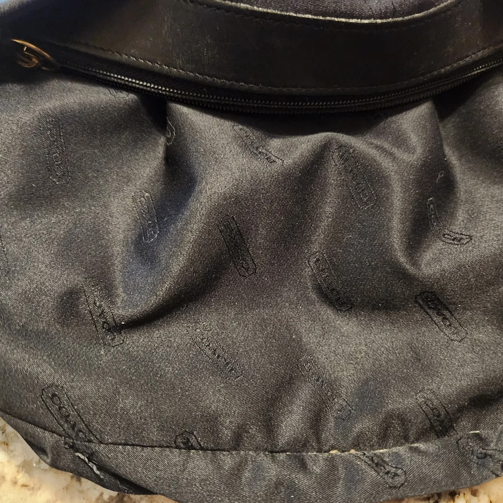 Coach Purse, Vintage Chelsea Hobo bag. Soft Thick black leather A9D 6003 Y2K